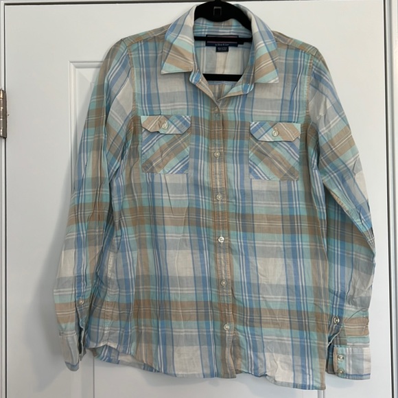 Vineyard Vines Tops - Vineyard Vines button down